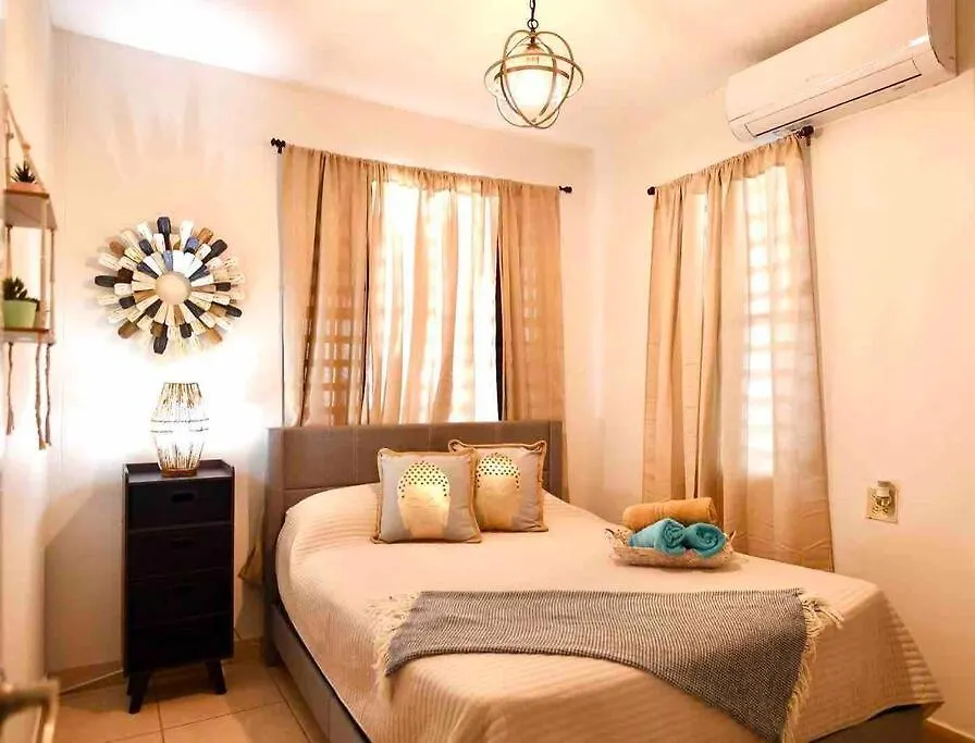 Villa 5 Min From San Juan Airport And Isla Verde Beach Best Location & Pool & Jacuzzi & Youtube Video Available 0*,